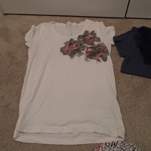 *EUC* Lot of 2 J.Crew tees - Picture 5 of 8